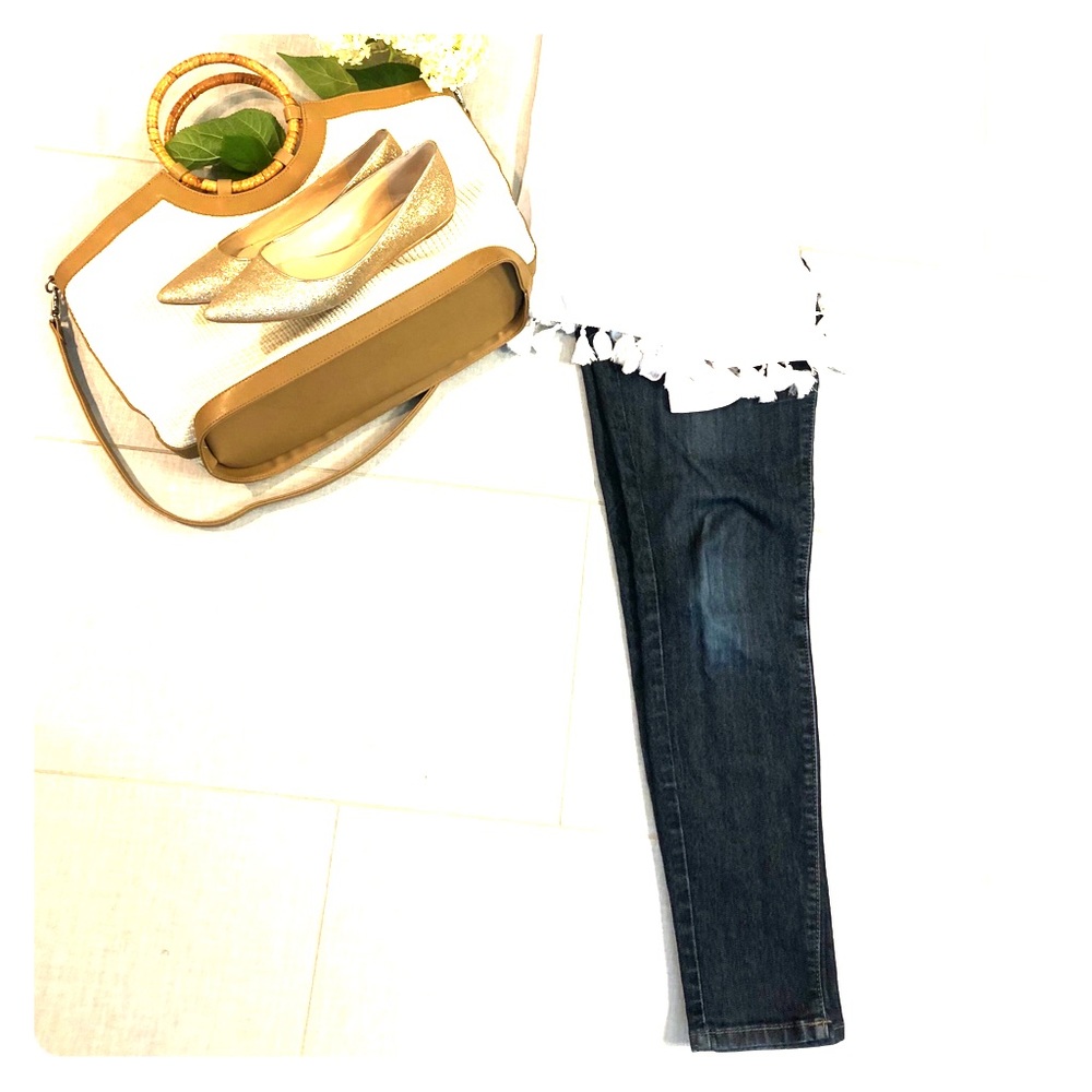 Ana skinny dark rinse jeans as 28/29